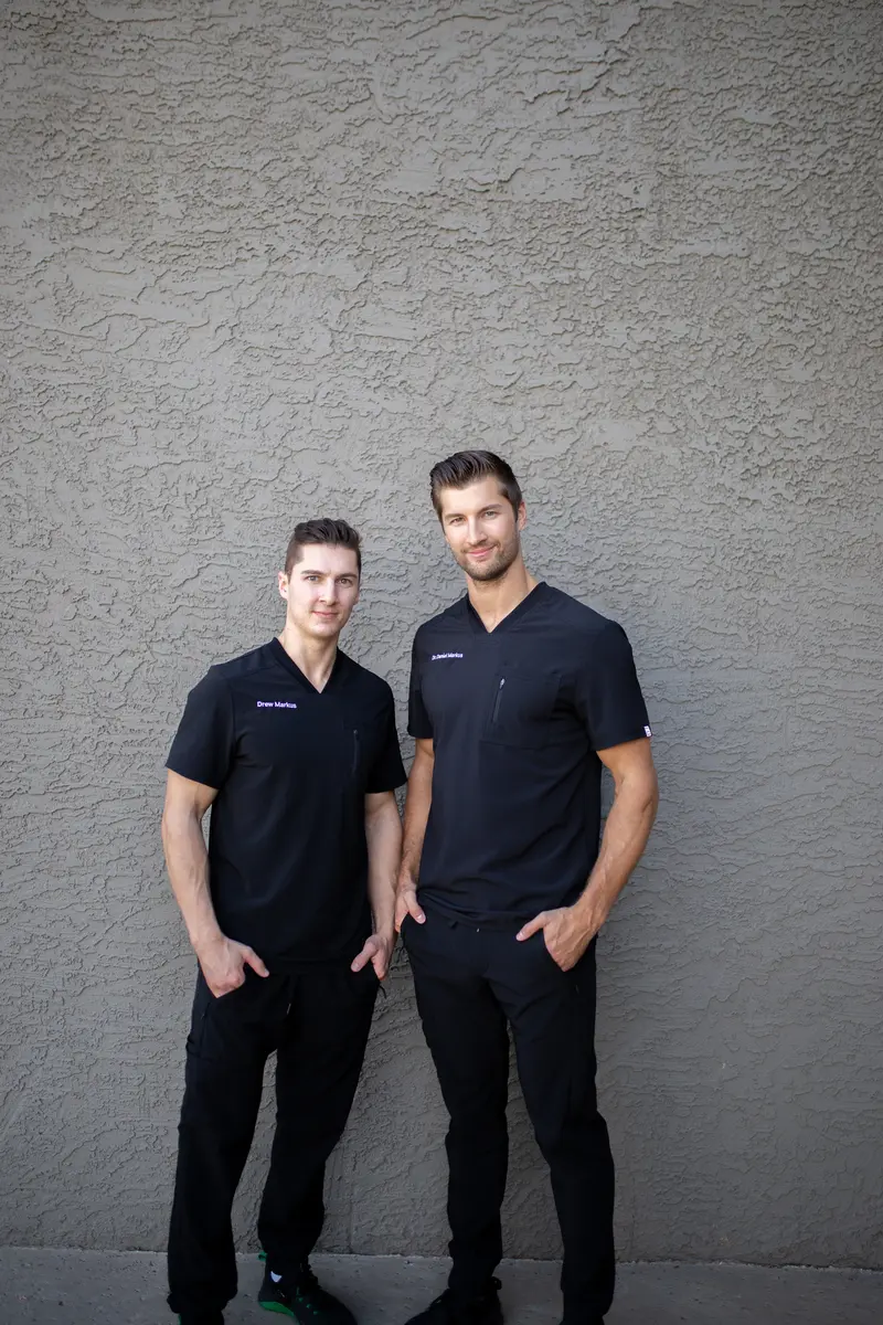 neck pain treatment treatment with Dr. Daniel Markus and Drew Markus
